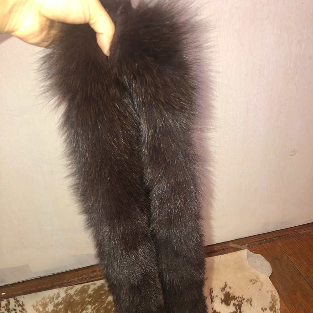 Christian Dior fur scarf - Picture 3 of 6